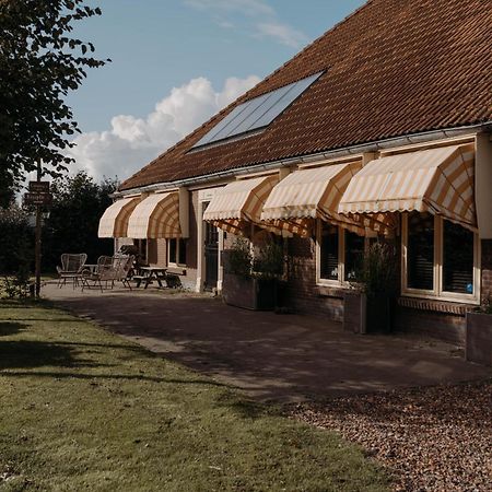 Camping De Tulpenweide Lege Kampeerplaats, Lege Plaats Op Het Gras Zonder Bed Breezand Exterior foto